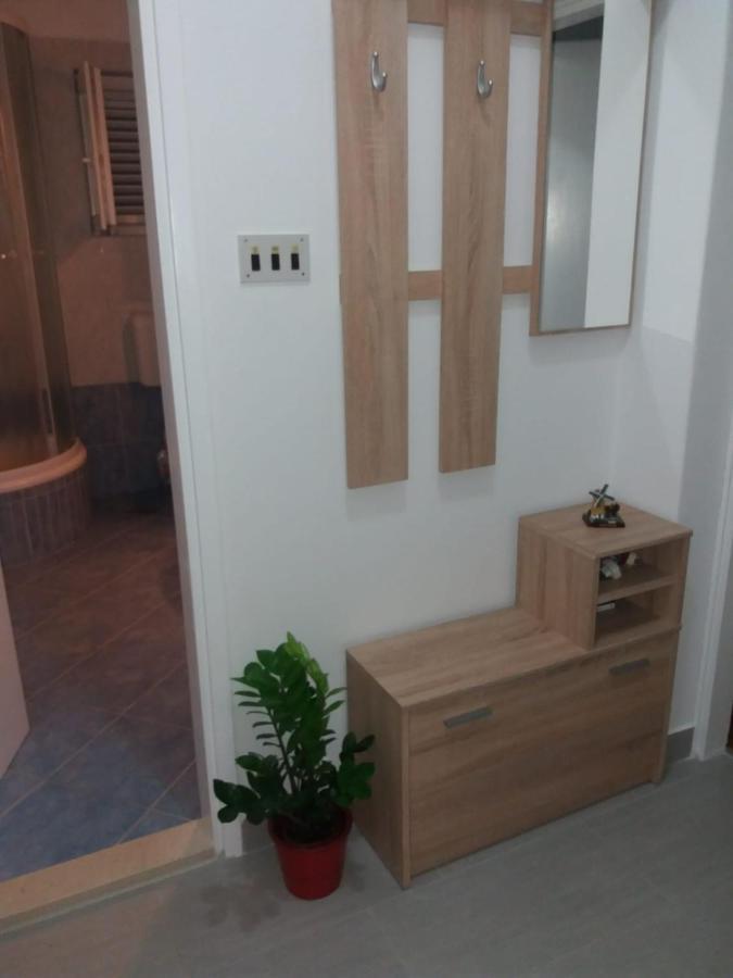 Apartment Nila Sali Exteriör bild